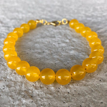 Load image into Gallery viewer, Honey Yellow Jade Bracelet/Wristwear